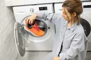 Washing shoes